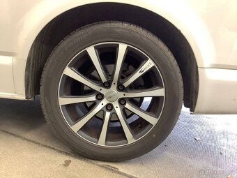VW Multivan T5 2.0 TDI 103kW 4x4,webasto,xenon,tažné,navi. - 4