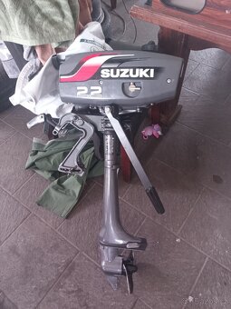 Motorový člun Quiksilver - 4