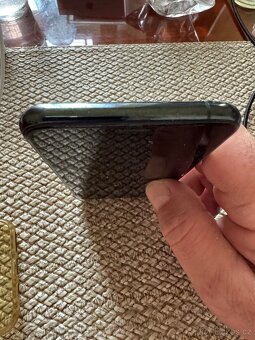 Prodám Apple IPhone 11PRO - 4