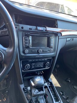 Superb 2 náhradní díly - 4