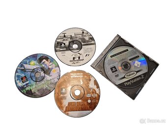 Prodám Playstation 2, plně funkční - 4