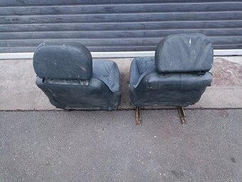 Lada Niva sedacky - 4