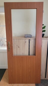 3 vnitřní dveře včetně kování - 4