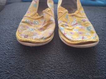 Dívčí bačkory, vel. ani značka neuvedena. - 4