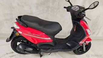 Piaggio/Derbi Boulevard 125 Four 4T. Najeto: 8.600 km - 4