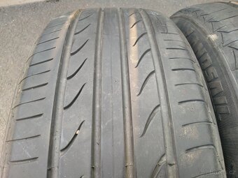 Prodám 2 letní gumy LANDSAIL 195/55 R15 - 4