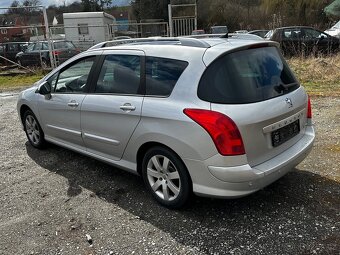 Peugeot 308 SW 1.6i 115kw, r.2010, 7mist, klima - 4