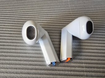 samsung galaxy buds 3 - 4