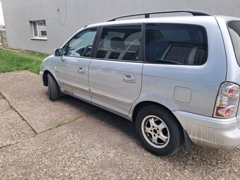 Hyundai Trajet 2.0 CRDi 7místné r.v. 2005 - 4