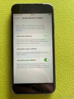 iPhone 8 výborný stav baterie 100% - 4
