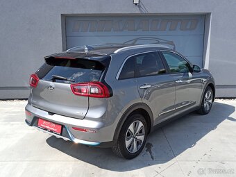 KIA NIRO 1.6GDi PHEV PREMIUM - 4