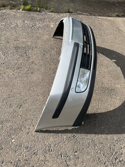 Škoda Octavia 2-kompletní přední nárazník - 4