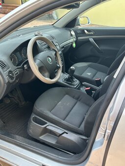 Škoda Octavia - 4