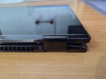 Asus Zenbook Flip 14 - 4