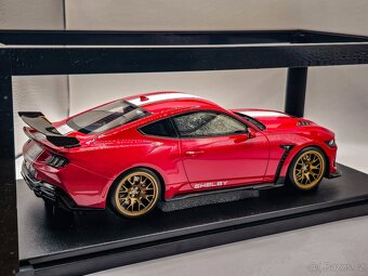 Shelby Supersnake 1:18 GT Spirit - 4