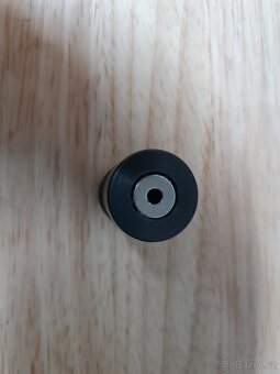 Šroubová podpěrka s magnetem - 4