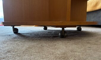 Konferenční stolek - 4