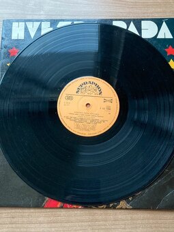 LP Karel Gott – hvězda padá vzhůru - 4