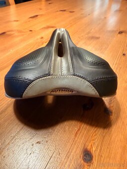 Gelové sedlo Author - 4