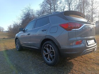 SsangYong Korando 1.5 benzín Automat - 4