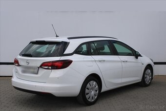 Opel Astra 1.5CDTI 77KW SERVISNÍ KNIHA ČR (2020) - 4
