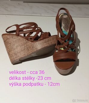 Boty na klínku s koženým šněrováním - 4