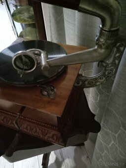 Gramofon s troubou - 4
