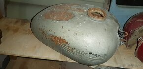 Prodám nádrž Jawa 250 -353.04 - 4