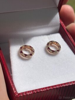 ZLATÉ NÁUŠNICE S DIAMANTY A RUBÍNY – CERTIFIKÁT - 4