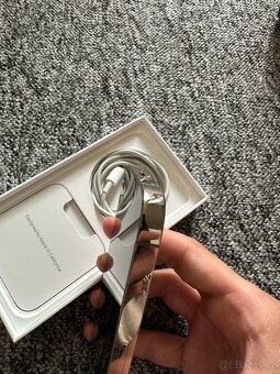iPhone 14 Pro 128GB - zlatý - 4