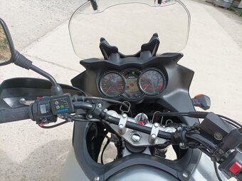 Suzuki DL 650 V-Strom - 4