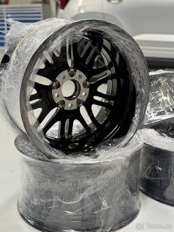 Styling 65 Chrome Shadow Originál BMW po renovaci - 4