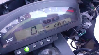 Honda VTR 1000 SP1 - 4