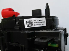 5Q0 963 549 [5Q0963549] Podvolantový kroužek - 4