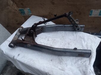 Yamaha XJ 600 Kyvka - 4