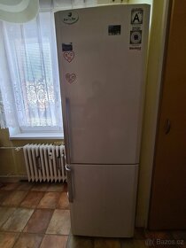 Chladnička s mrazničkou Blomberg - 4