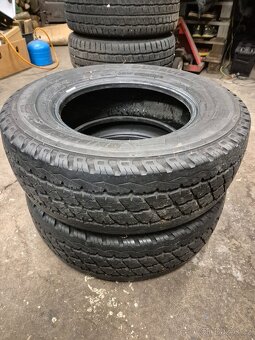 Zimní a letní pneu 225/70/ 15 - 4