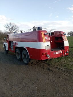 Tatra 148 cas 32 Nová STK - 4