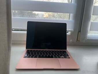 Prodám MacBook Air 13" Retina (2020) - 4