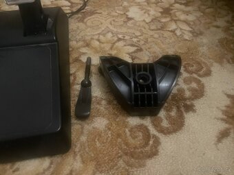 Thrustmaster T150 + pedály - perfektní stav - 4