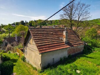 Prodám RD k demolici pozemek 233m2 Bohuslavice u Kyjova - 4