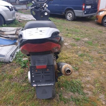 Jonway 125 prodám díly nebo celý skútr. - 4