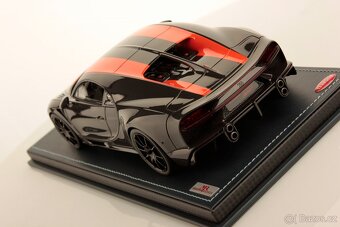Bugatti Chiron Super Sport MR collection 1 of 399 pcs 1/18 - 4