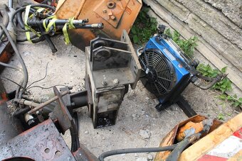 Zetor 7211 příkopová sekačka 2 kusy - 4