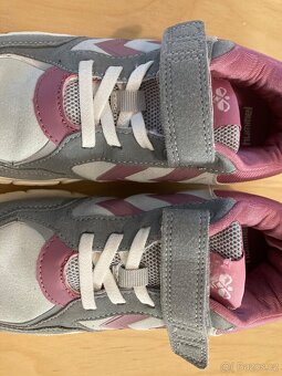 Lehounké sportovní tenisky hummel vel. 35 - 4