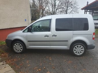 VW Caddy Life 2,0TDI 103kw 6q 7míst r.v. 2010 - 4