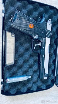 Vzduchová pistol CO2 - 4