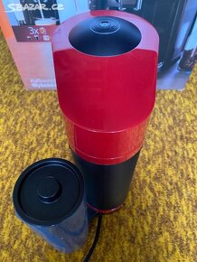 Kavovar Nespresso Vertuo Plus Cherry Red (nový) - 4