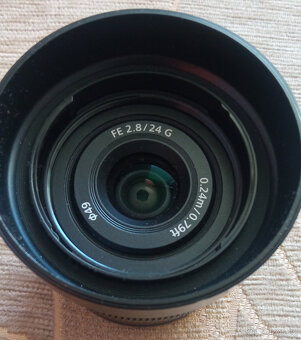 OBJEKTIV SONY 24/2.8G TOP STAV - 4