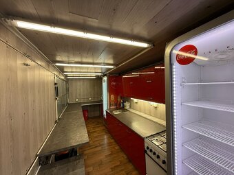 Stylový a plně vybavený foodtruck "Meals on Wheels" - 4